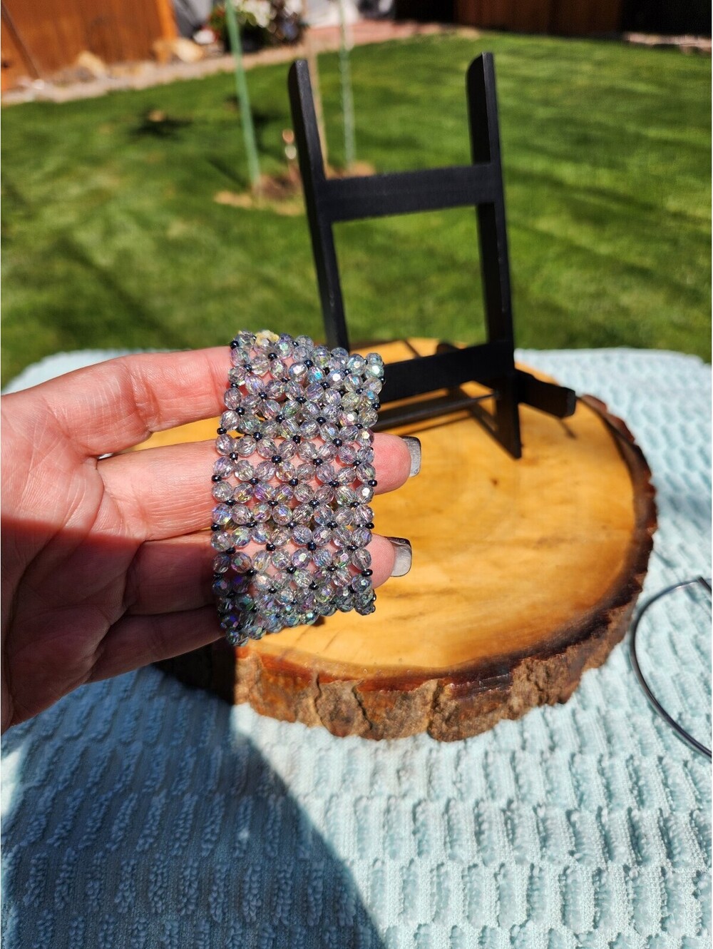 Handmade Beaded Crystal Bracelet - Picture 2 of 4